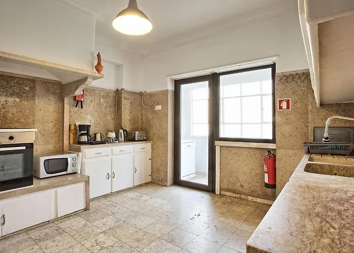 Apollonia 3 By Interhome * Lissabon